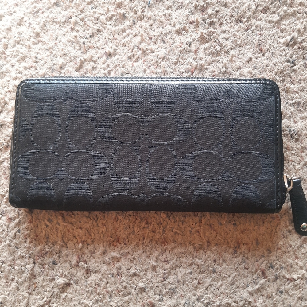 Coach Wallet - Picture 2 of 3